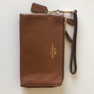 Used coach wrislet